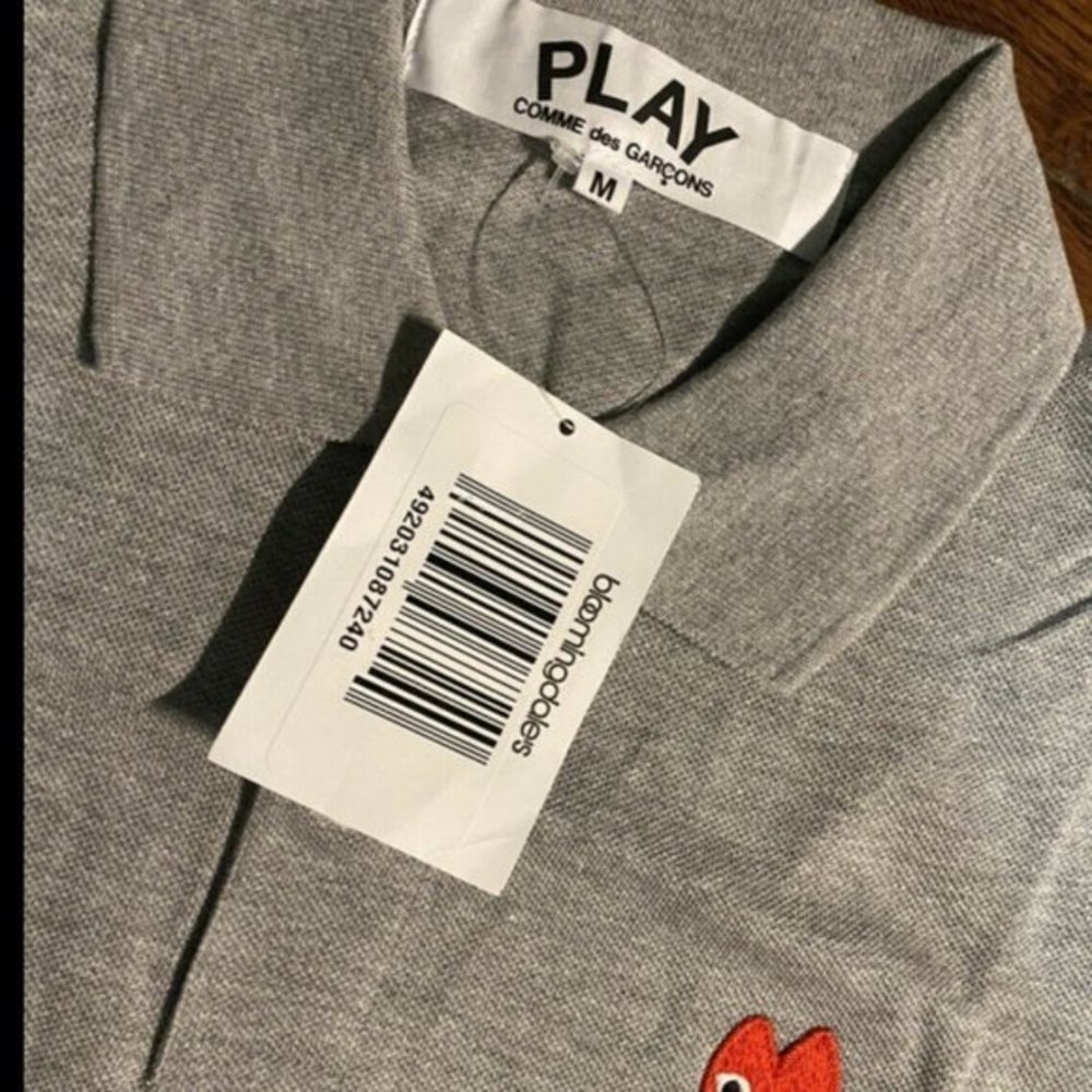 Authentic MEN's Comme des garcons play polo shirt - Picture 2 of 2